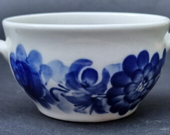 Mid Century Wloclawek Fajans, Poland Glazed Hand Painted Blue & White Floral Bowl with2 Helper Handles.