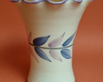 Mid Century 1950s, Holkham Pottery Fluted Edge Floral Ceramic Vase.