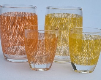 A Vintage 1960s Set of 4 French Glasses. 2 Shots and 2 Small Size Tumblers. Fun  Colours.