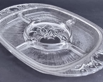 Vintage 1970s Savam, Italy "Melba" Fruit Pattern Pressed Glass Serving Platter/Tray, with 5 Compartments. A Great Item for the Party Season.