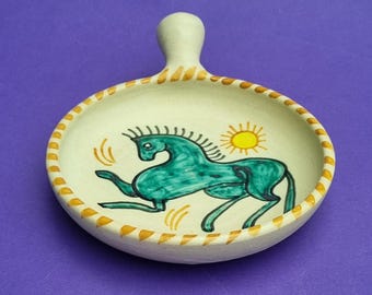 A Beautiful Rare Vintage Mid Century 1960s/70s La Menora Talavera Spain, Hand-painted Handled Dish/Wall Plate.