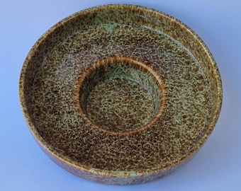 Vintage 1970s Modern Rustic Glazed Speckled Studio Pottery Decorative Bowl/Trinket Dish.