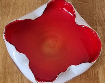 1970s Murano Italy Cased Art Glass Ruffled Centrepiece Bowl/Ashtray in Cherry Red & White.