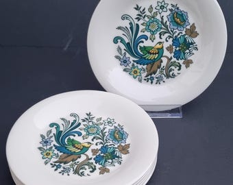 An Adorable Set of 6 Vintage 1970s Royal Doulton Everglades (TC 1083) Teal Floral & Bird Pattern Fine Bone China Tea Plates.