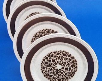 A Retro Set of 4 Kiln Craft, Staffordshire England 25cm Dinner Plates.