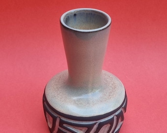 Mid Century Modern 1960s Frank Keramik Denmark Stoneware Vase With Abstract Geometric Detailing. Handcrafted by Frank Rasmussen.