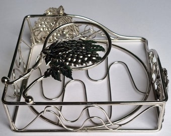 A lovely Ornate Vintage 1980s Silea France Silver Plated Napkin Holder.