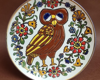 Vintage 1970s Greek Ibiscus Keramik Handmade Decorative Plate of An Owl & Floral Design.