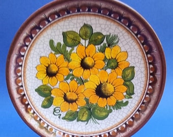 Vintage 1970s Gmunden Keramik, Austria Hand-Painted Vivid Yellow Sunflower Crackle Glazed Wall Plate.