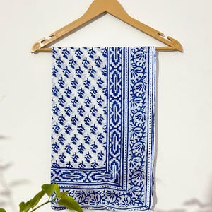 Pareos de playa de verano, tejido de voile suave con estampado indio a mano, bufanda de voile de algodón suave y puro hecha a mano, pareo para mujer, pareo con estampado floral