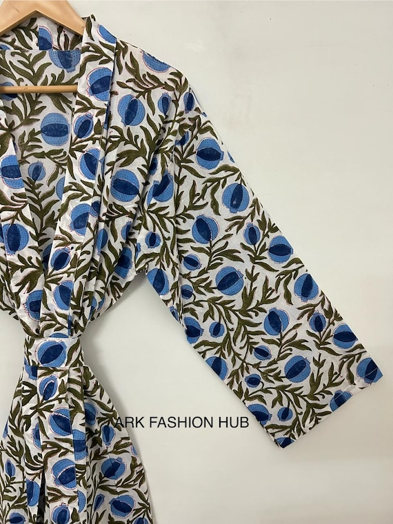 Vestaglia kimono in cotone floreale: copricostume estivo in stile