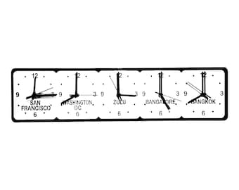 Maßgeschneiderte Uhren mit fünf Zeitzonen (rechteckig) mit Wandbefestigung und Tischständer im Lieferumfang enthalten, in glänzendem Schwarz und Weiß