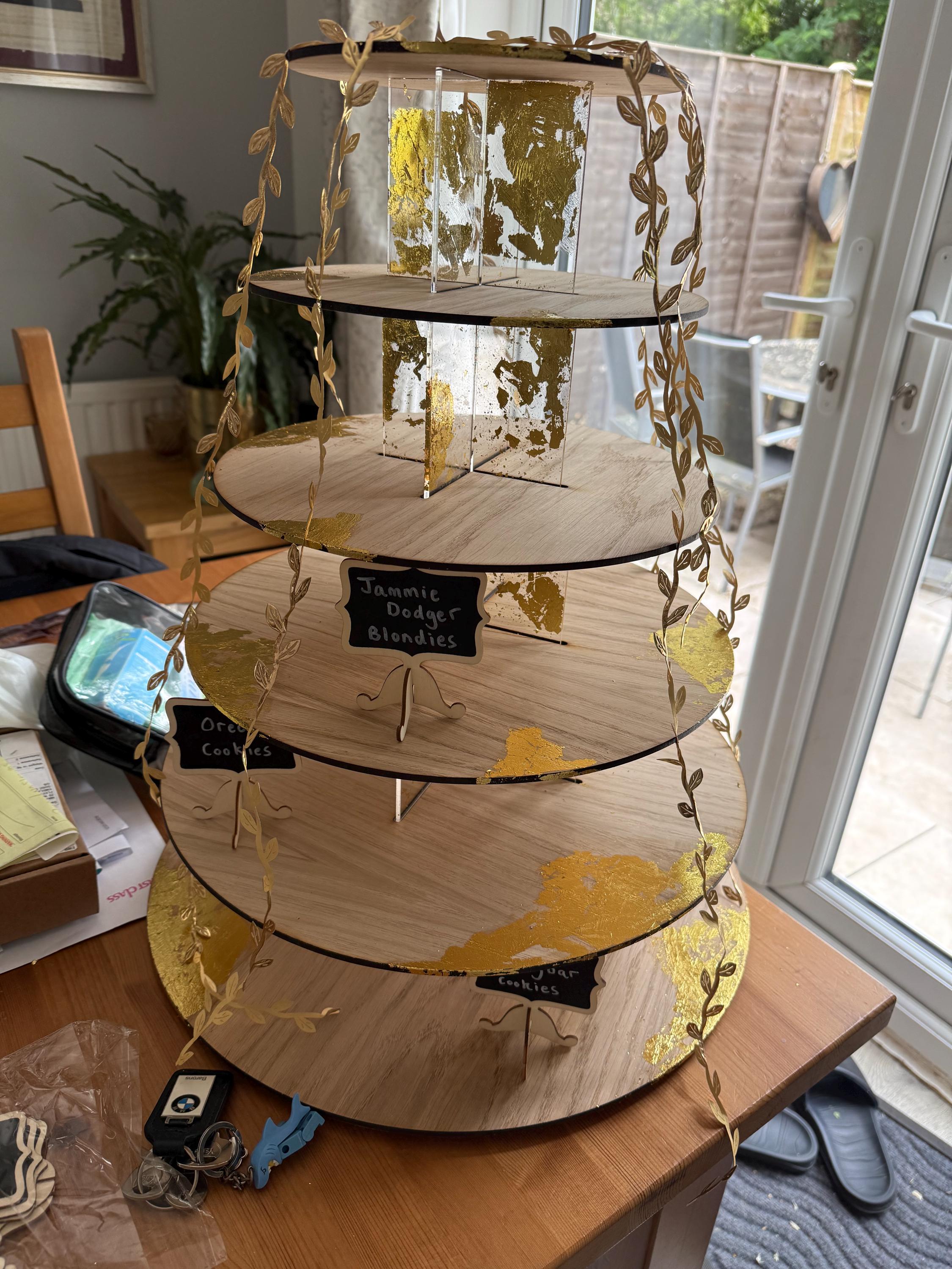 Alzata Per Torte In Legno Di Acacia Con Coperchio Acrilico Trasparente, 37 Cm, Espositore Per Torte, Dessert E Pane, Per Feste E Matrimoni - 2