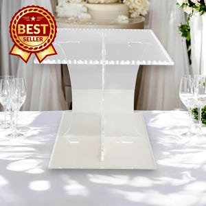 Acrylic Square Cake Stand: Crystal Display Riser