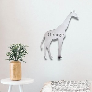 Giraffe Acrylic Mirror Wall Art: Personalized Engraved Decor