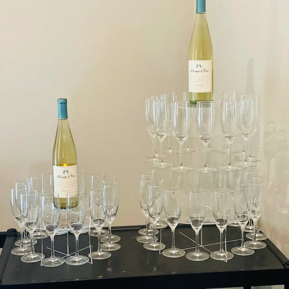 Champagne glass display hotsell