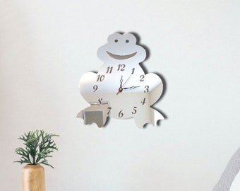 Frog Acrylic Clock – Many Colours Available (Bespoke Shapes and Sizes Made)