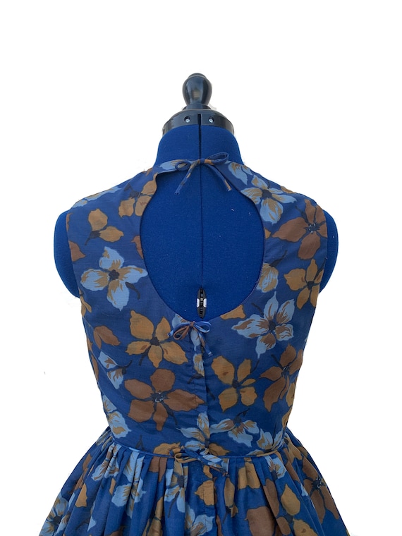 Early 1960s Autumnal Floral Open Back Day Dress