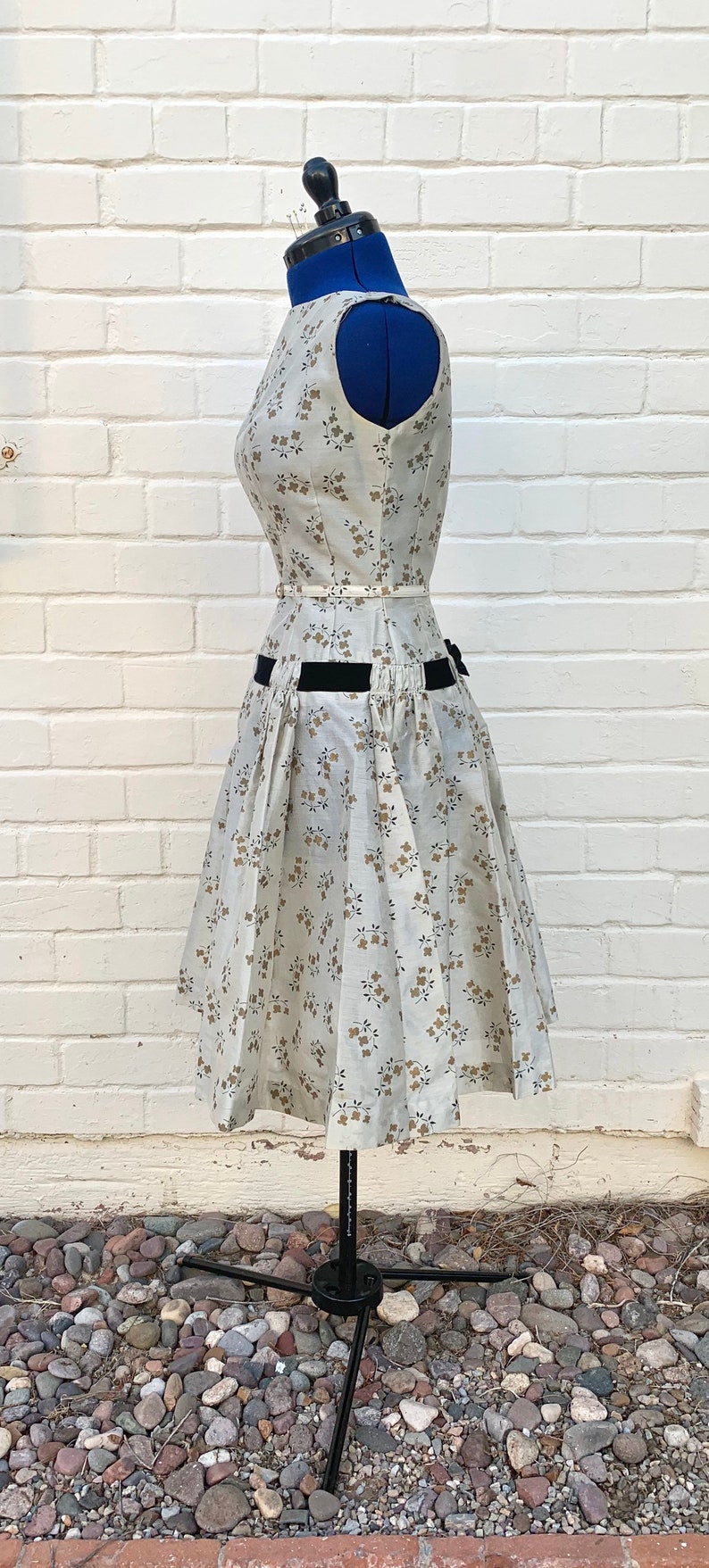 1950s Natlynn Dropped Waist dress