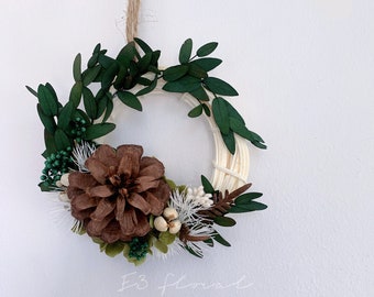 Handmade Pinetree Preserved Flowers  Wreath, Small Wreath for Home Decoration, Door Wreath and Decoration