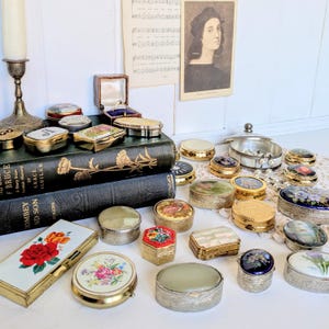 Vintage Pill Box/Snuff Box. Brass, Silver, Enamel, Tin & Onyx Boxes. Floral, Ornate Antique Pill Box. Round, Square, Oval Needle Boxes.