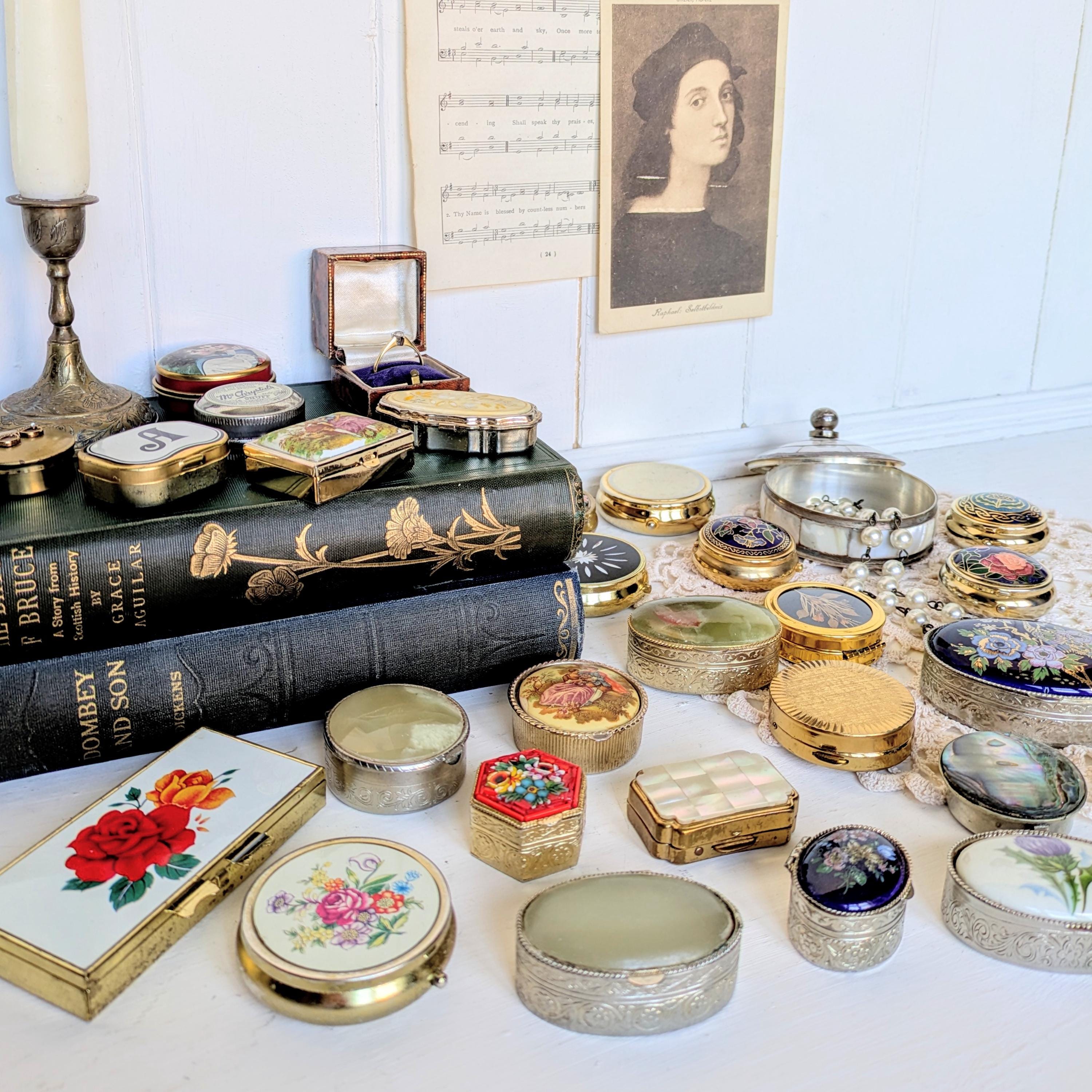 Antique pill box - Etsy 日本