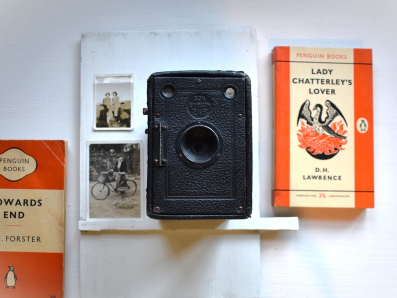 Vintage Camera. 1920s-1960s Retro Cameras & Cases. Box Cameras. Art Deco / MC Agfa, Halina, Cosina, Ensign, Dacora, Purma Photography Gift. 6. Box Ensign 2 1/4B