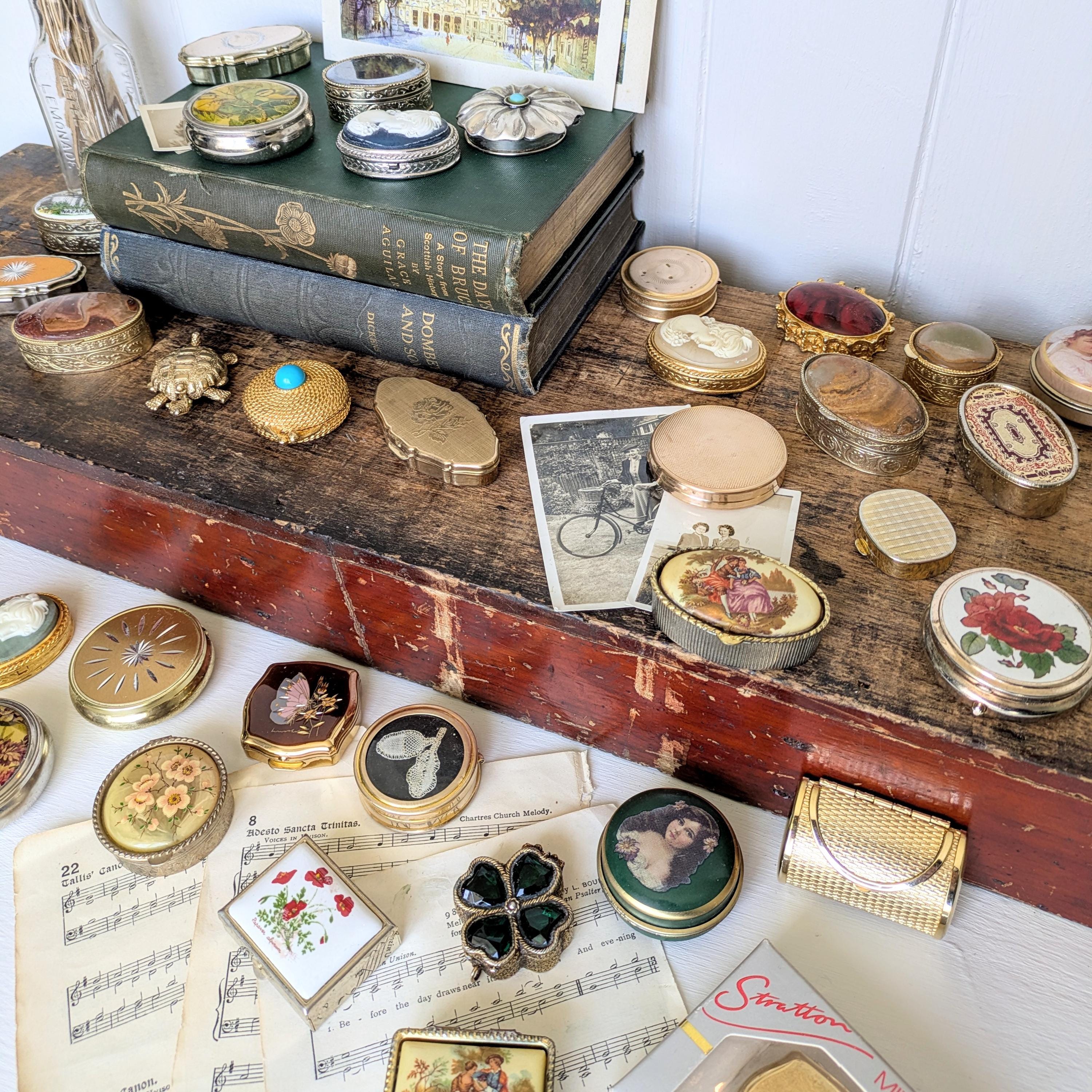 Antique pill box - Etsy 日本