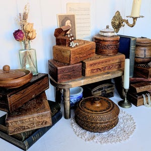 Vintage Wooden Box. Antique Wood Trinket, Jewellery, Storage Boxes. Carved, Inlaid, Ornate Aged Rustic Boho Box with Lid.