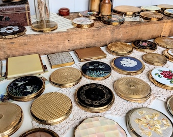 Vintage Compact Mirror/ Powder Compacts. Ornate brass, gold, floral. Mid century Stratton.