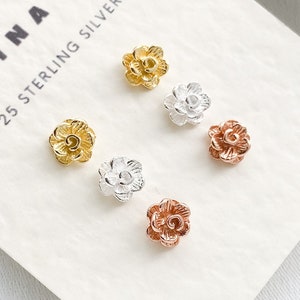 Silver Daisy Flower Studs | Small Silver Stud Earrings | Dainty Earrings | Minimalist Earrings | Girlfriend Gift | Sterling Silver Jewellery