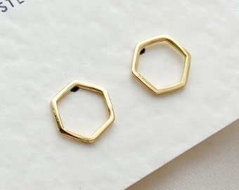 Gold Flower Studs | Tiny Studs | 14k Gold Earrings | Sterling Silver | Dainty Earrings | Minimalist Earrings | Girlfriend Gift | Mom Gifts