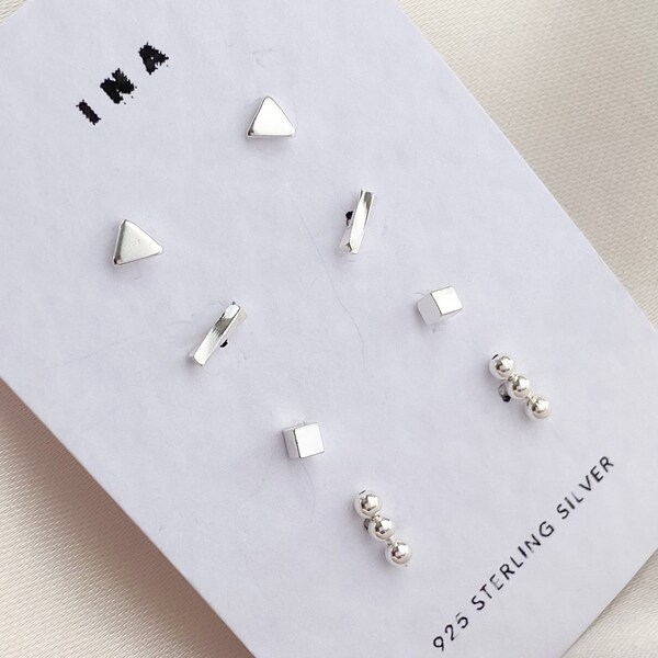 thumbnail interactive-video image 1 of Arranview Jewellery 925 Sterling Silver Stud Earrings – 5mm Simulated Pearl Balls 1 of 2