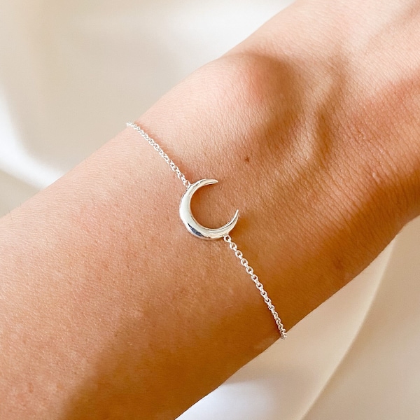 Moon Bracelet Sterling Silver | Silver Bracelet | Moon Jewellery | Gifts For Her | Minimalist | Dainty Bracelet | Girlfriend Gift | Mom Gift