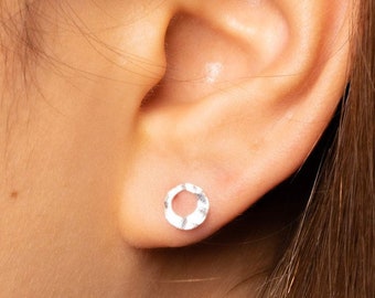 Circle Stud Earrings | Small Silver Stud Earrings | Dainty Earrings | Minimalist Earrings | Girlfriend Gift | Sterling Silver Jewelry