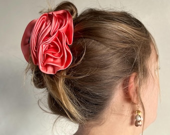 Coral Satin Flower Hair Claw Clip | Floral Claw Clip Aesthetic | Romantic Hair Accessory | Bridal Hair Clip | Coquette Hair Claw
