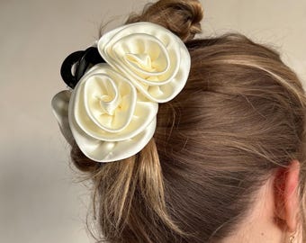Off White Satin Flower Hair Claw Clip | Floral Claw Clip Aesthetic | Romantic Hair Accessory | Bridal Hair Clip | Coquette Hair Claw