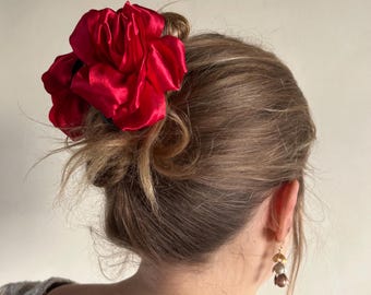Red Satin Flower Hair Claw Clip | Floral Claw Clip Aesthetic | Romantic Hair Accessory | Bridal Hair Clip | Coquette Hair Claw