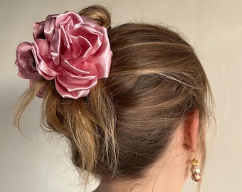 Pink Satin Flower Hair Claw Clip | Floral Claw Clip Aesthetic | Romantic Hair Accessory | Bridal Hair Clip | Coquette Hair Claw