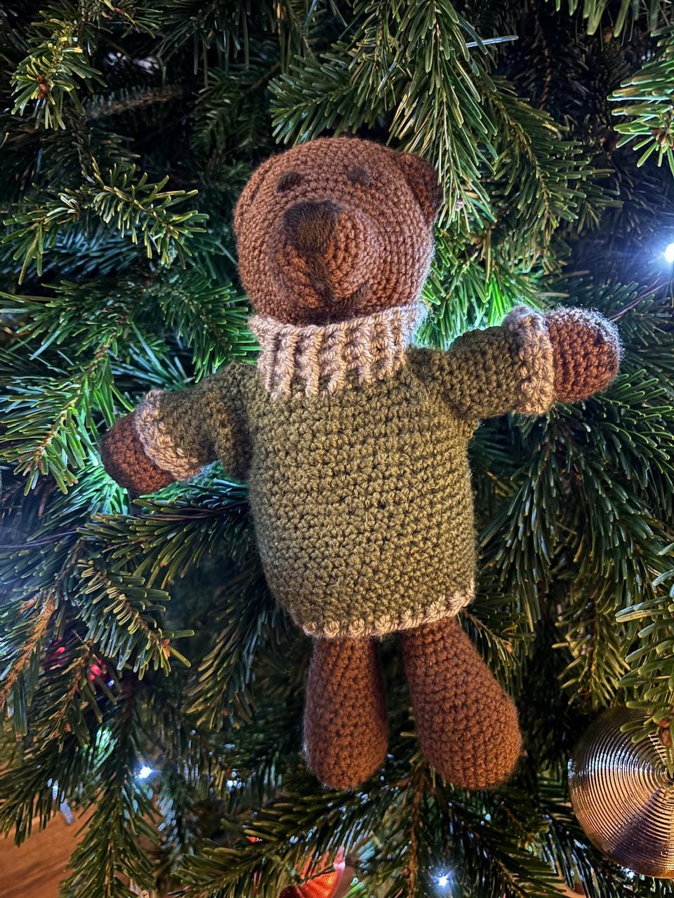 Ours en peluche avec pull • Ma Peluche