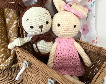 Crochet amigurumi bunnies/ Baby Comforter