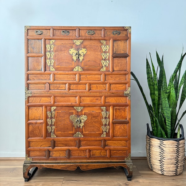 Early 20th Century Korean Tansu Wedding Two Part Cabinet With Butterfly Hardware