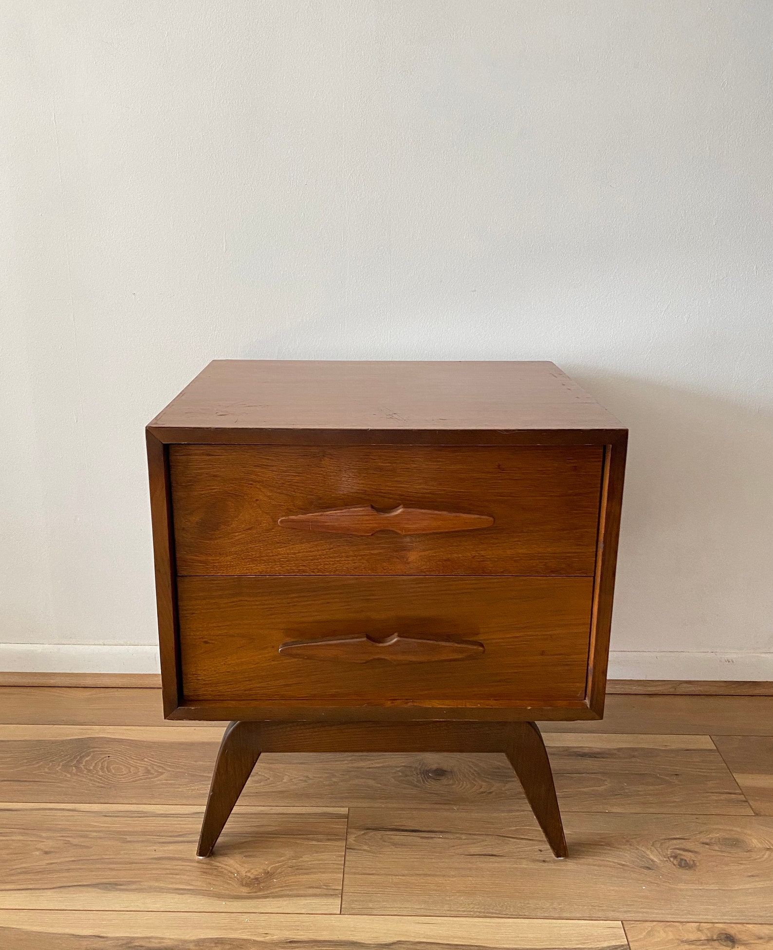 Vintage Mid Century Walnut Nightstand MCM Nightstand With 2 Etsy