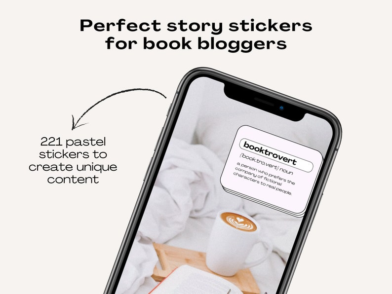 Puede incluir: La pantalla de un tel&eacute;fono inteligente muestra una pegatina rosa pastel y blanca con la palabra "booktrovert" definida como "una persona que prefiere la compa&ntilde;&iacute;a de personajes ficticios a la de personas reales".