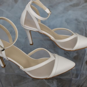 Thin heel , Low Heels, Black  Shoes , Ivory Bride Shoes , Ivory , Wedding Shoes, White Bridal Shoes, White Shoes