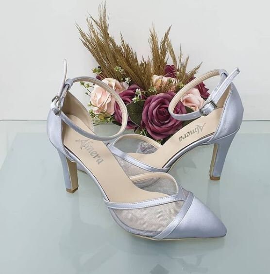 near by shoes shop
