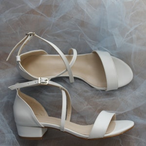 Criss Cross , bride shoe , wedding shoe , Block Heel , Wedding Shoe For Bride , Bridal Shoe , White , Ivory , low heel