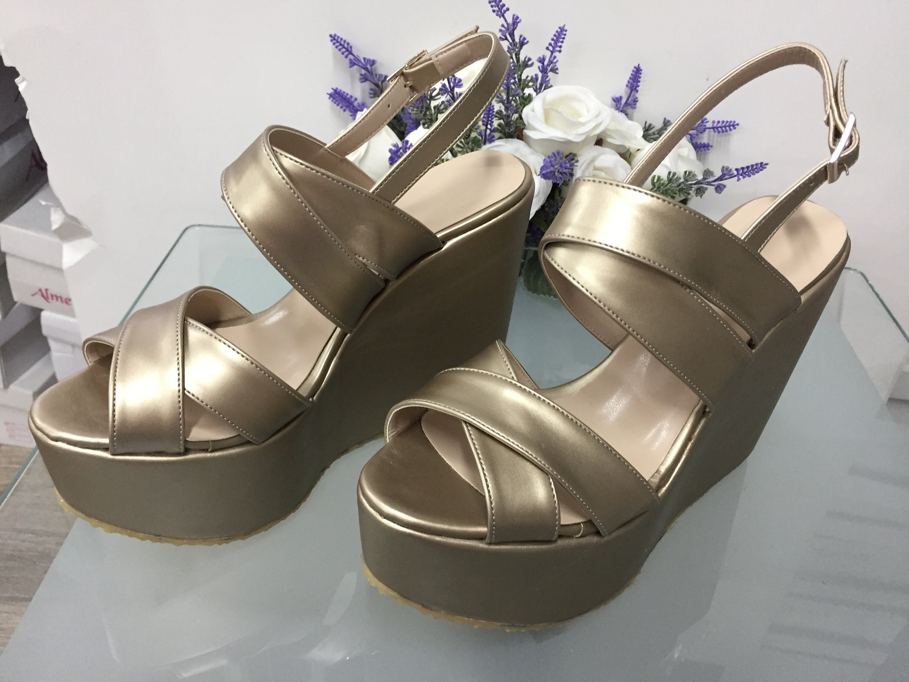 Vincci wedges store