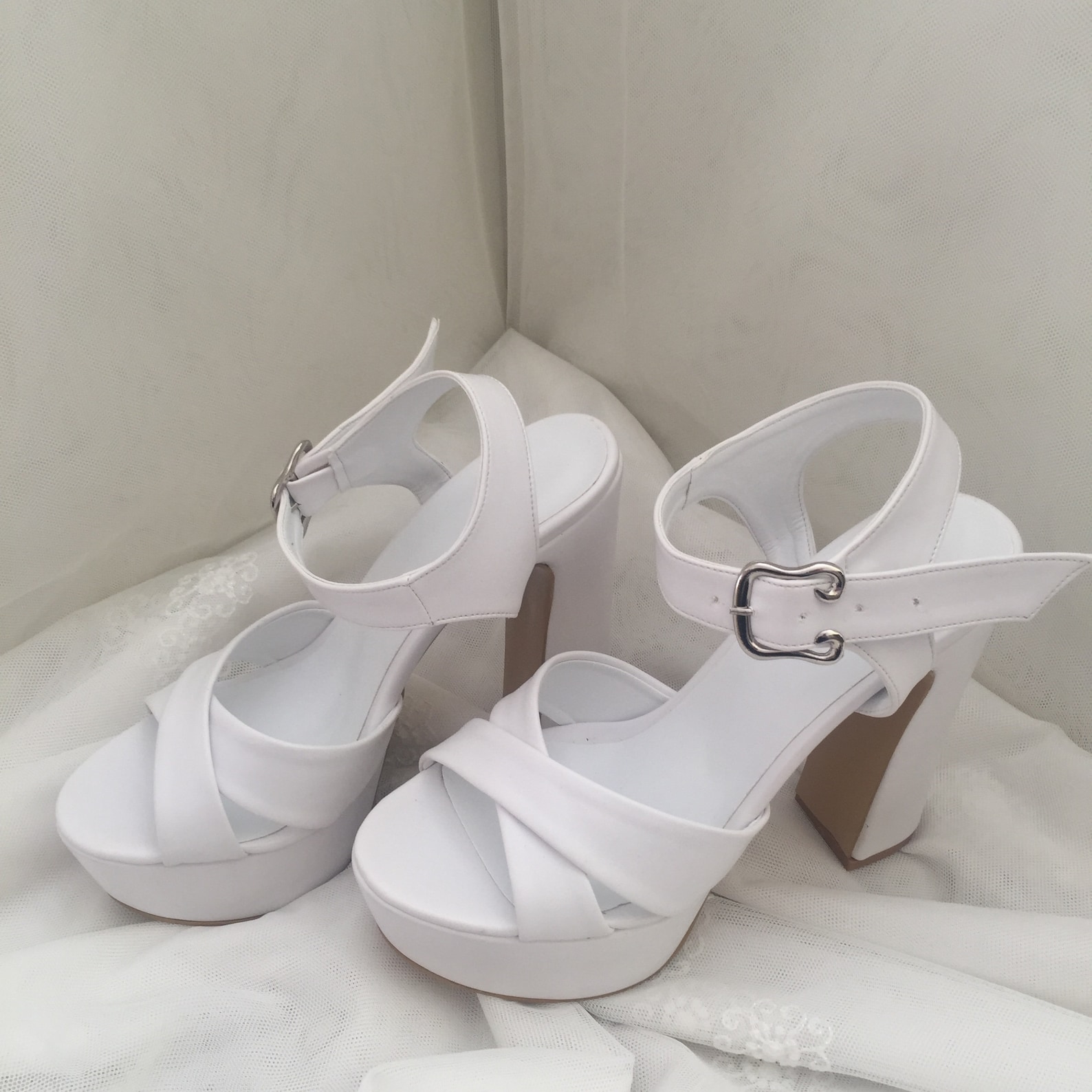 platform heels for wedding