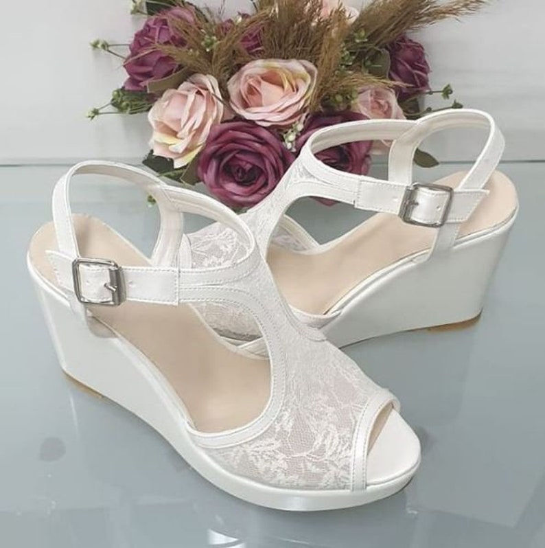ivory wedding wedges for bride